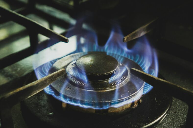 students learning to cook