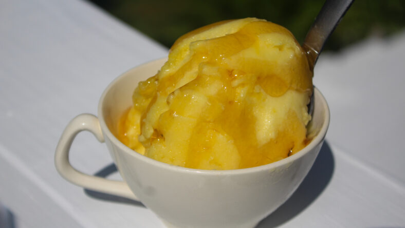 healthy pineapple shaved ice