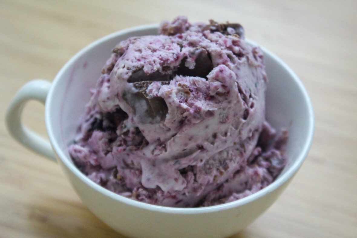 blackberry fudge ice cream