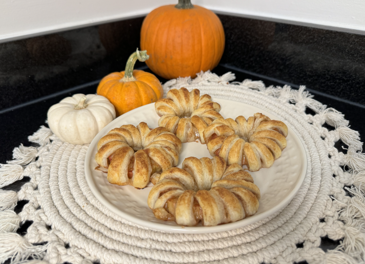 Turn Apple Picking Into Apple Puff Pastry Donuts - Student Recipes