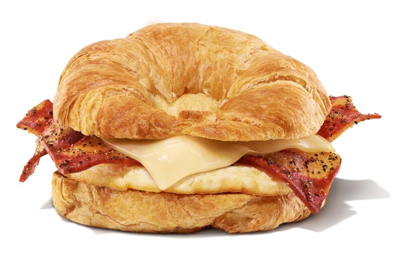 dunkin' donuts breakfast / sweet black pepper bacon sandwich