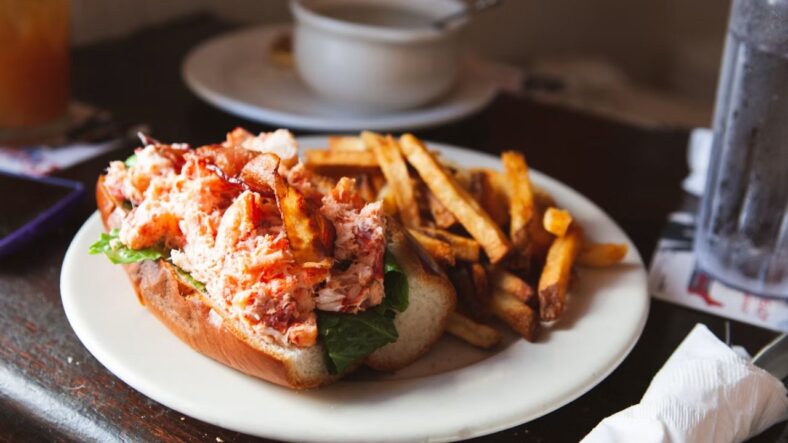 Lobster Roll Unsplash