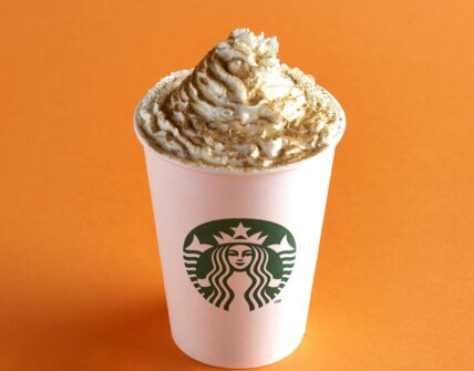 starbucks pumpkin spice latte / Starbucks Fall Menu 2025 Items