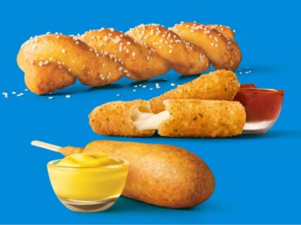 Sonic's Snacky Hour Sonic