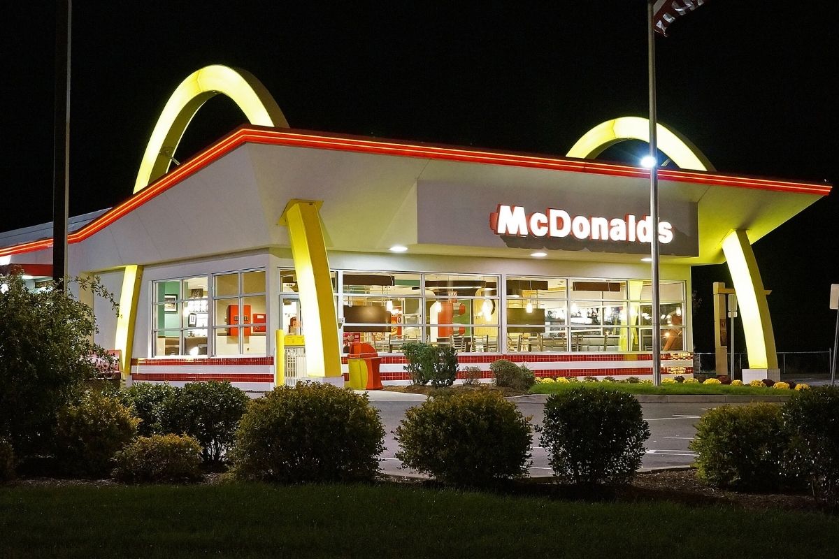 The 10 Biggest Fast Food Chains in the World, Ranked by Revenue