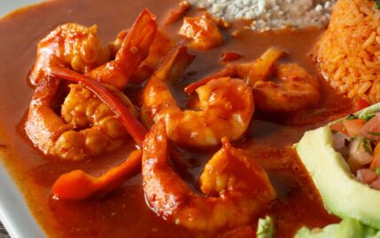 Spicy shrimp in red sauce