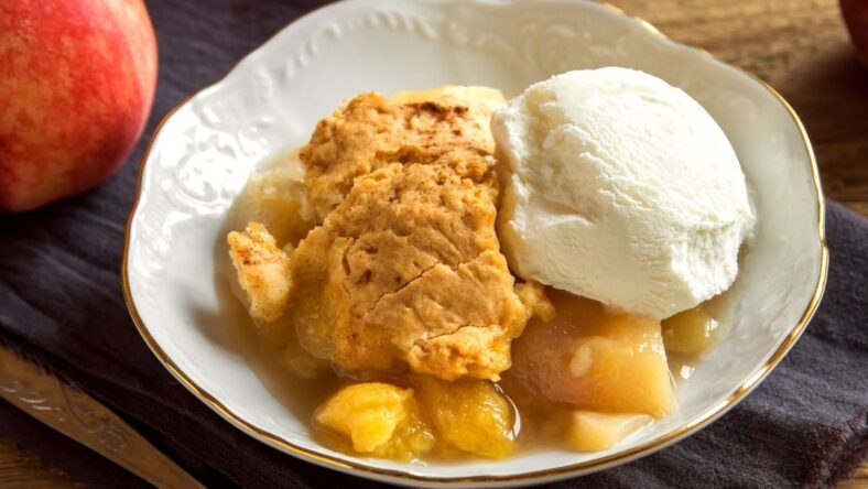 Peach cobbler with ice cream